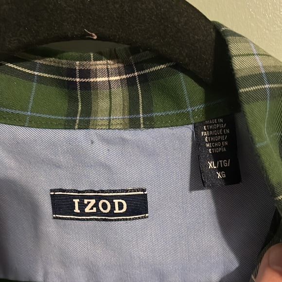 Men’s Button Down Shirt - Picture 3 of 4